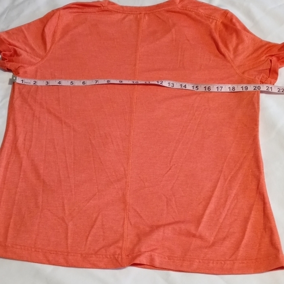 AthleticWorks womens v neck top - Picture 6 of 7